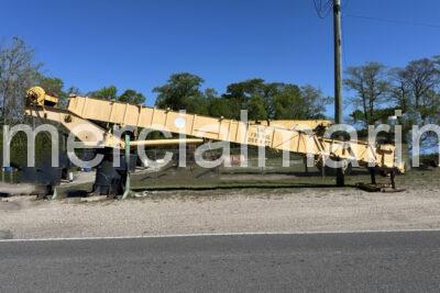 Nautilus Pedestal Mount Crane - Model 35B4A - 50 (50 ft Max Radius) - Used good condition