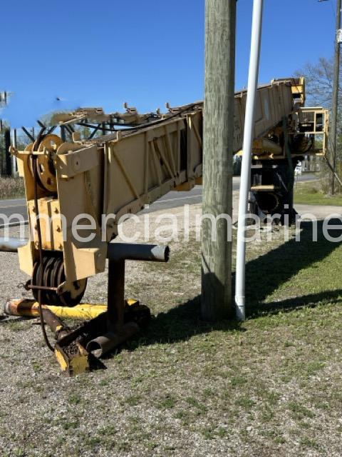 Nautilus Pedestal Mount Crane - Model 35B4A - 50 (50 ft Max Radius) - Used good condition - Image 8