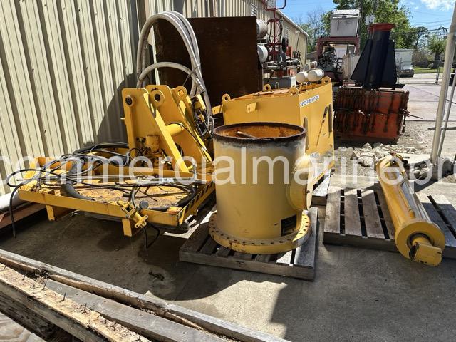 Nautilus Pedestal Mount Crane - Model 35B4A - 50 (50 ft Max Radius) - Used good condition - Image 12
