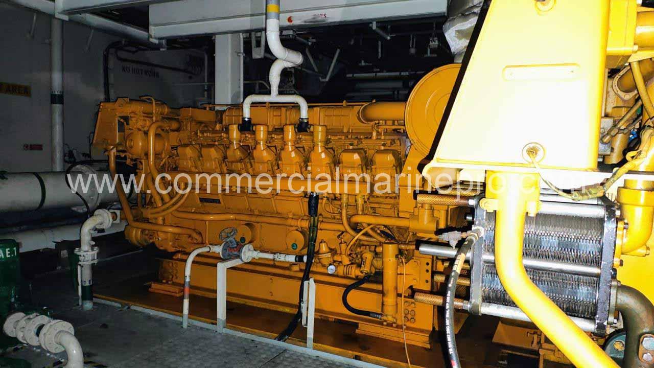 Pair Caterpillar 3516 Marine Engines