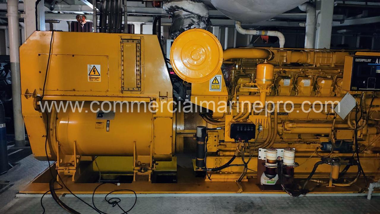 Pair Caterpillar 3516 Marine Engines - Image 7