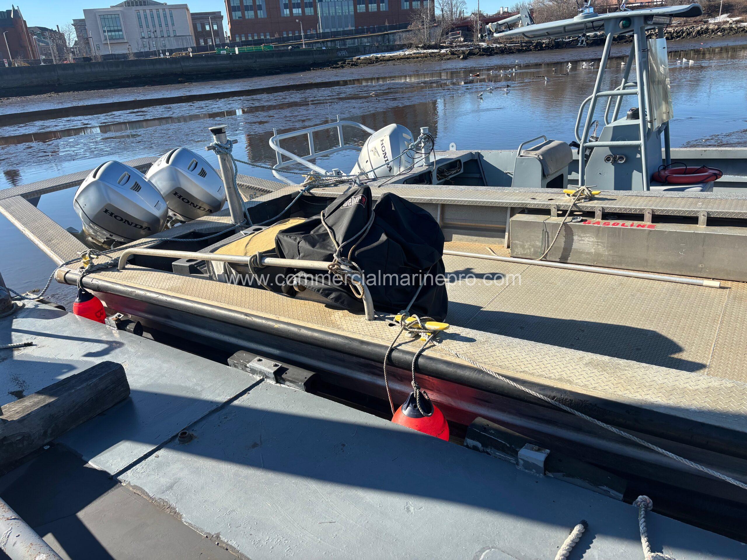 Pair 21' Aluminum Workboats - Image 4