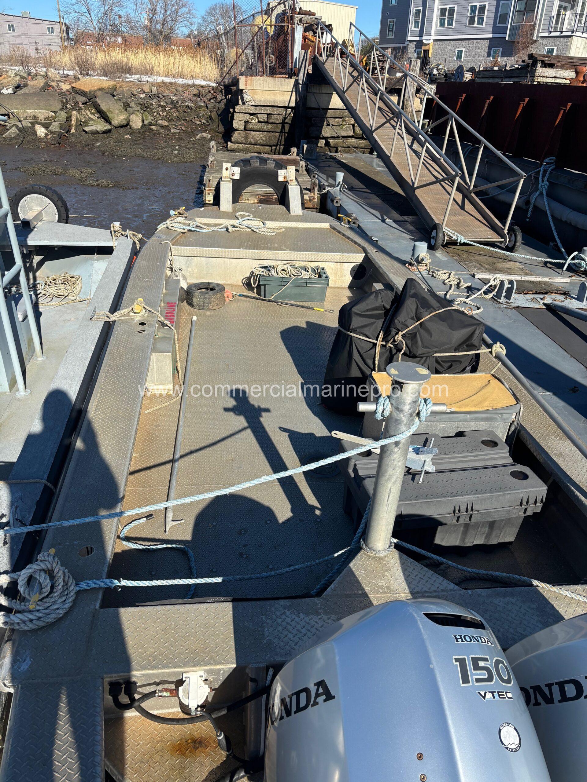 Pair 21' Aluminum Workboats - Image 8