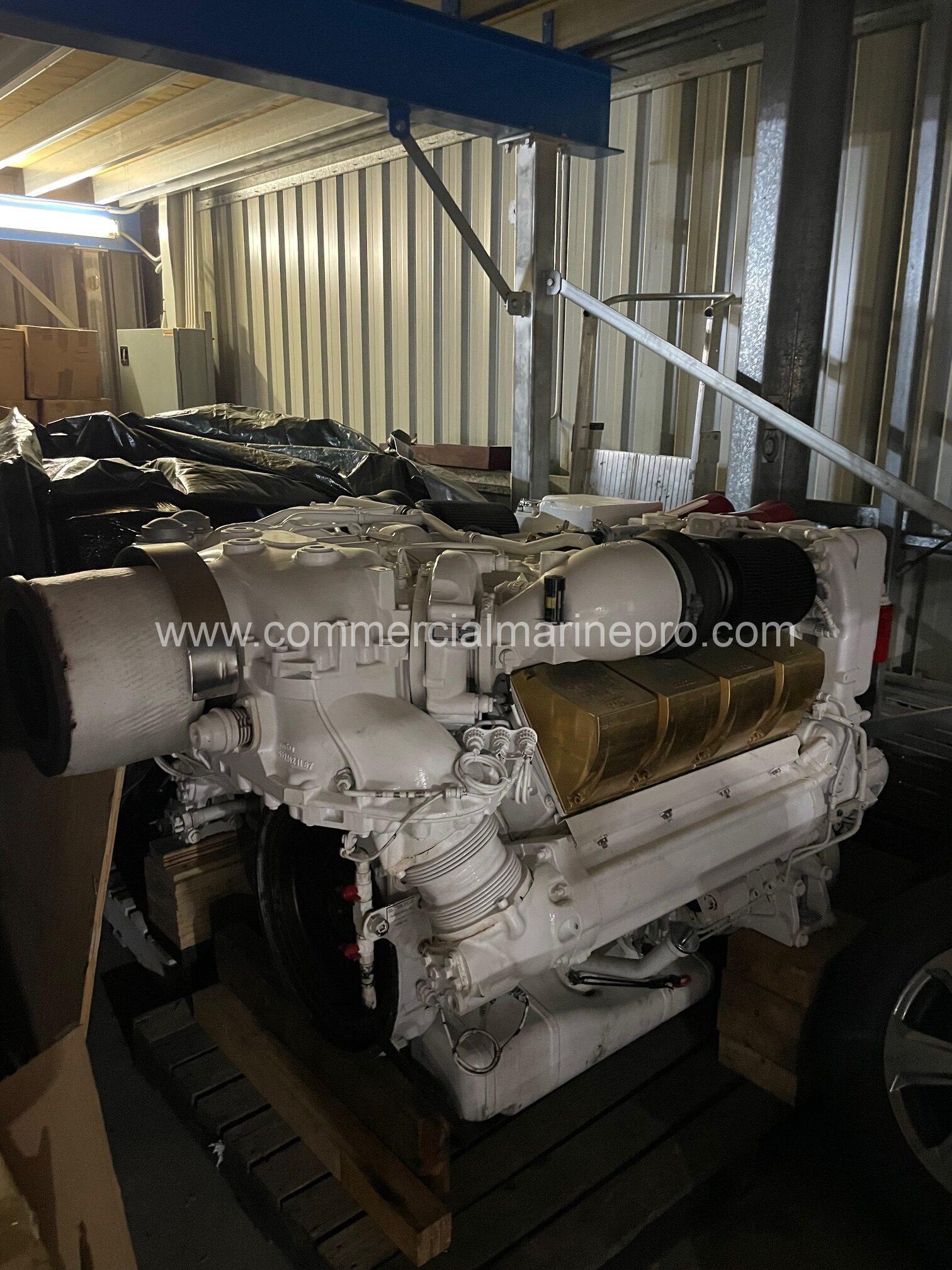 MTU 8v2000 CR Marine Engines - One Good RTO and One Parts engine - Image 24