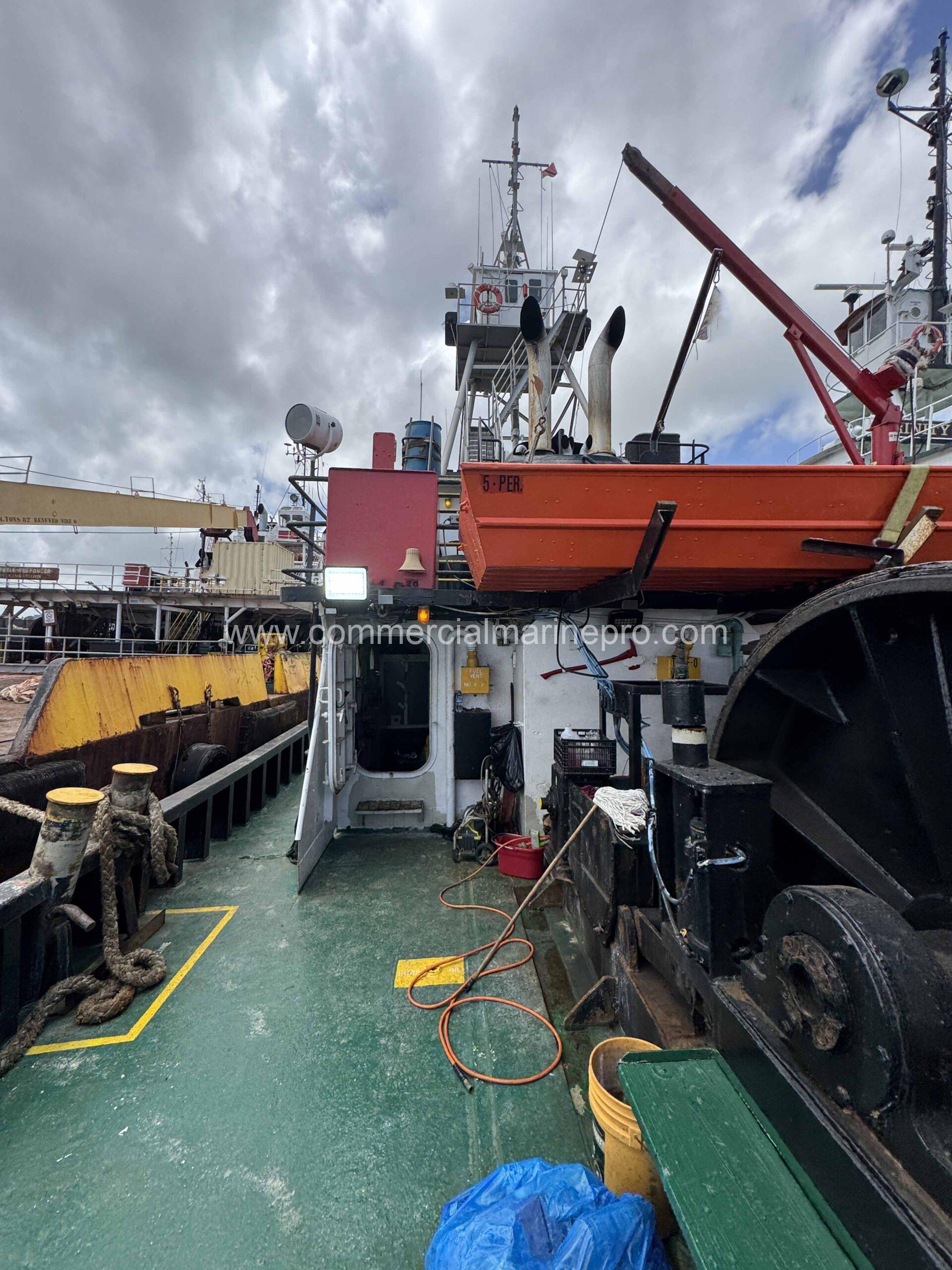 27M Ocean Towing Harbor Tug - Built 1970 - Image 45