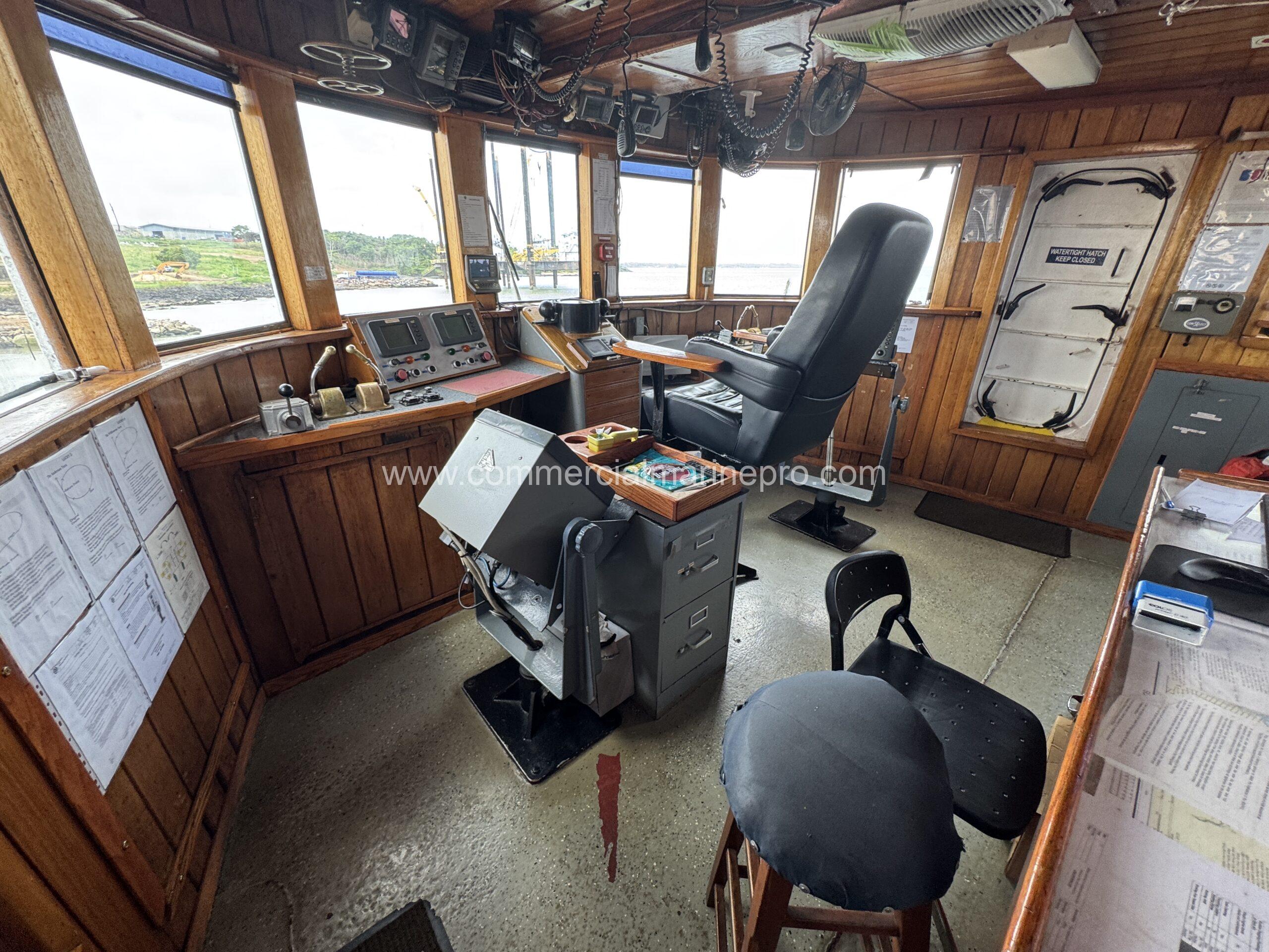 27M Ocean Towing Harbor Tug - Built 1970 - Image 31