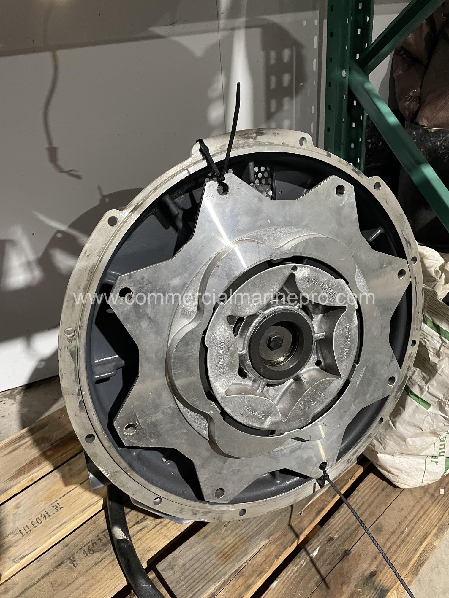 Twin Disc MG5095A Marine Transmission - Image 2