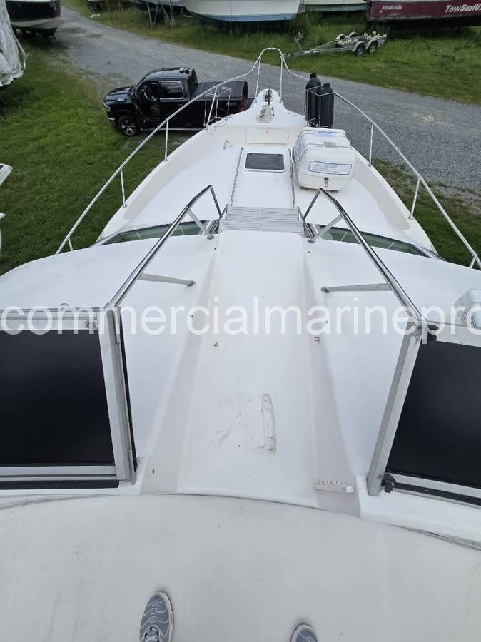 Searay 440 Express Bridge Power Boat - Image 14