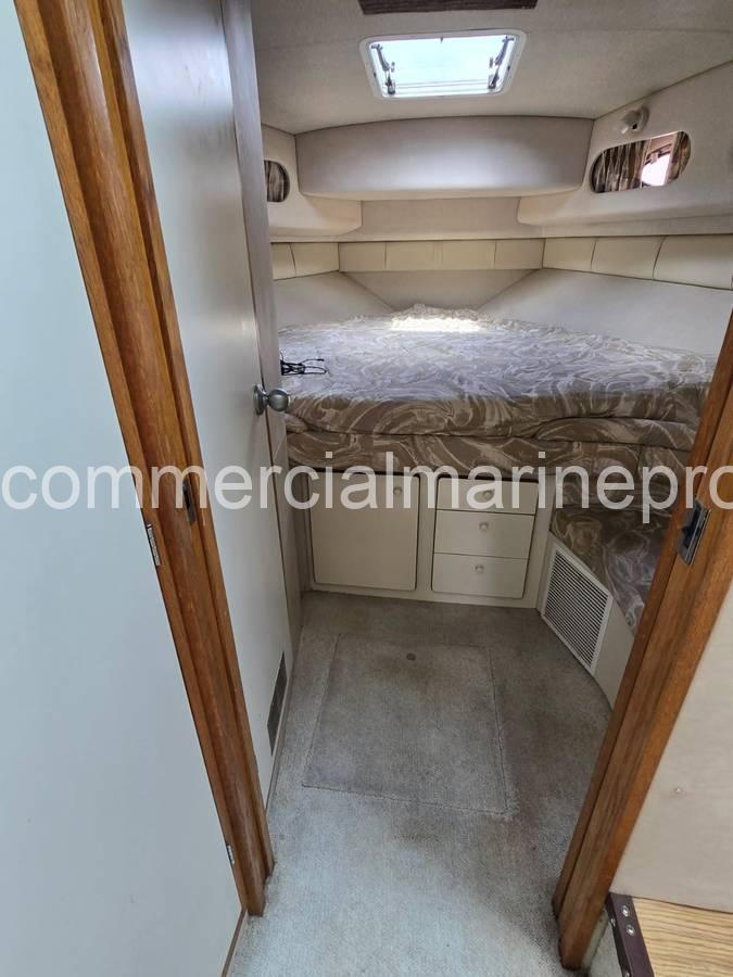 Searay 440 Express Bridge Power Boat - Image 20