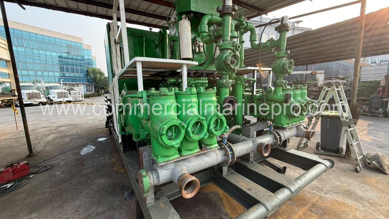Twin Halliburton Cementing Pump OEM Unit - Image 3