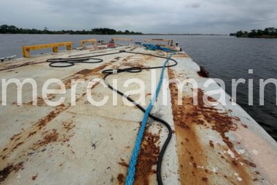 120 x 30 x 7.5 Double Raked Spud Barge