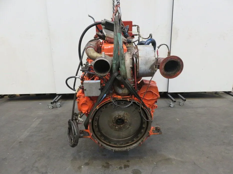 SCANIA DI12-42 MARINE DIESEL ENGINE - Image 2