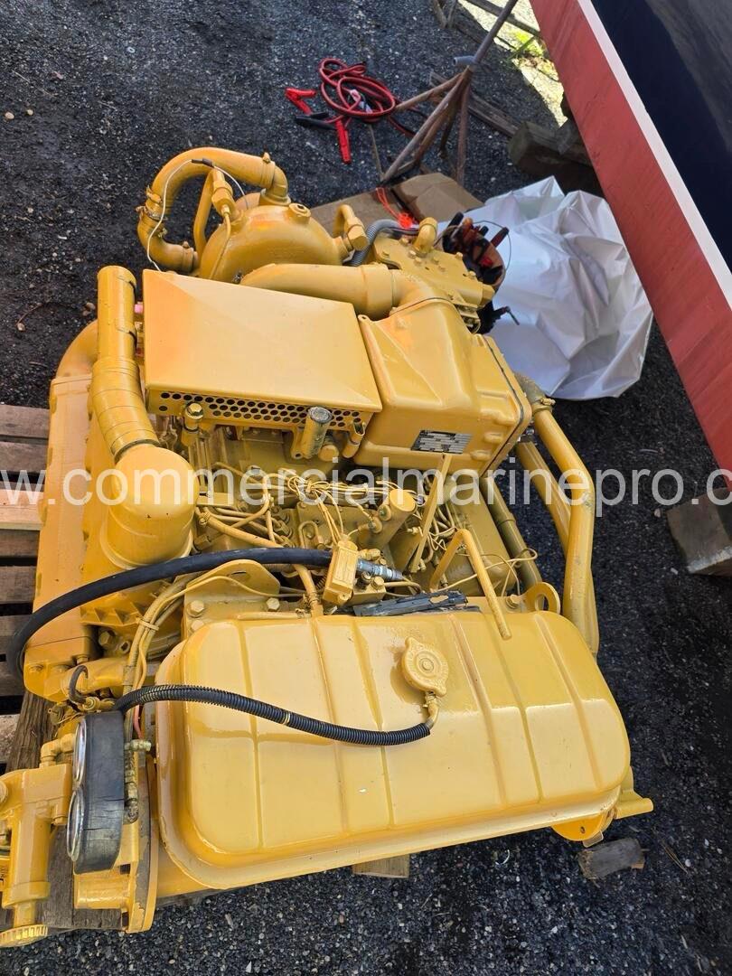 Single or Pair CAT 3208 Marine Propulsion Engines with Twin Disc 507 Gears